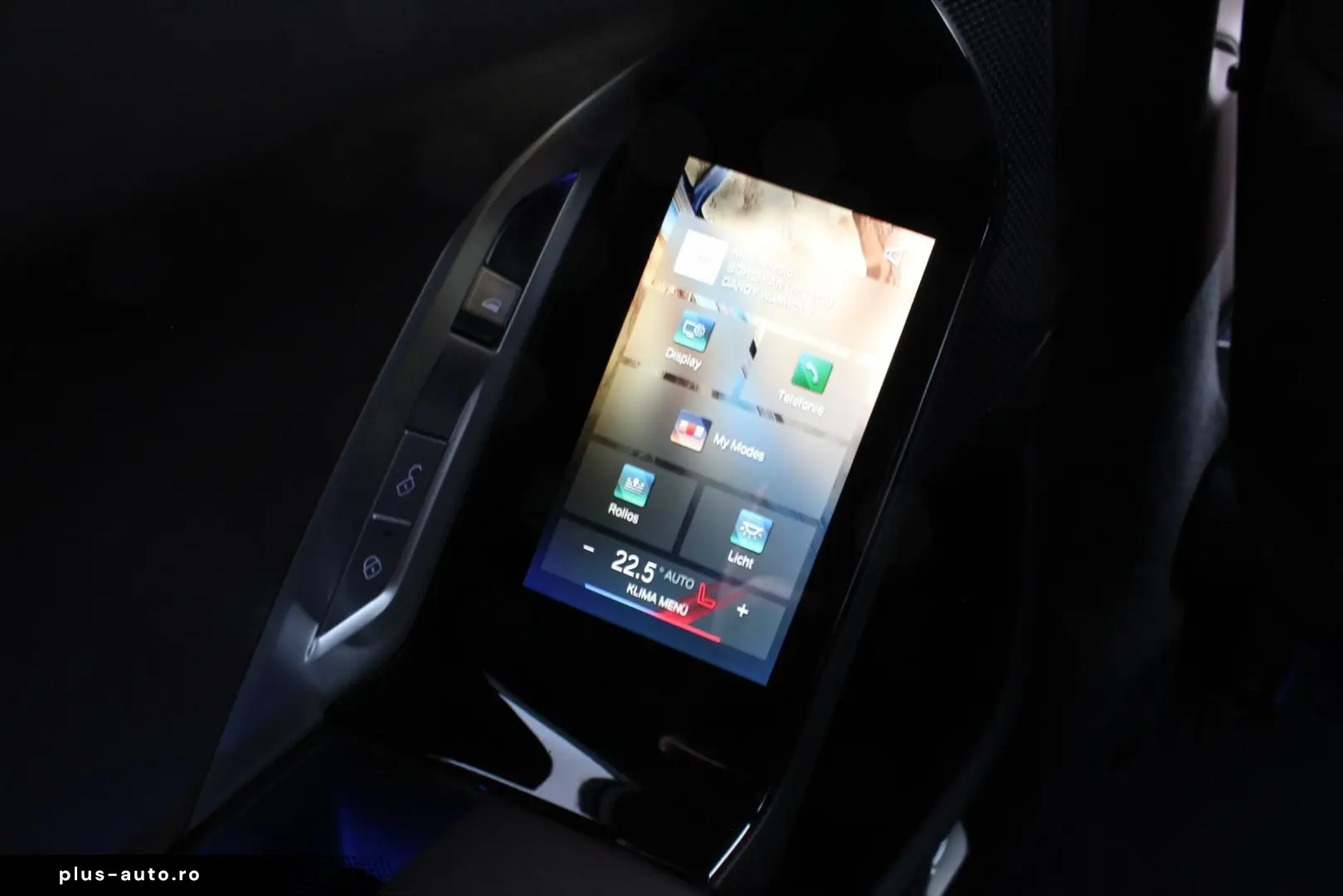 BMW 740 M Sport Pano CarPlay Iconic Glow B&W Sound
