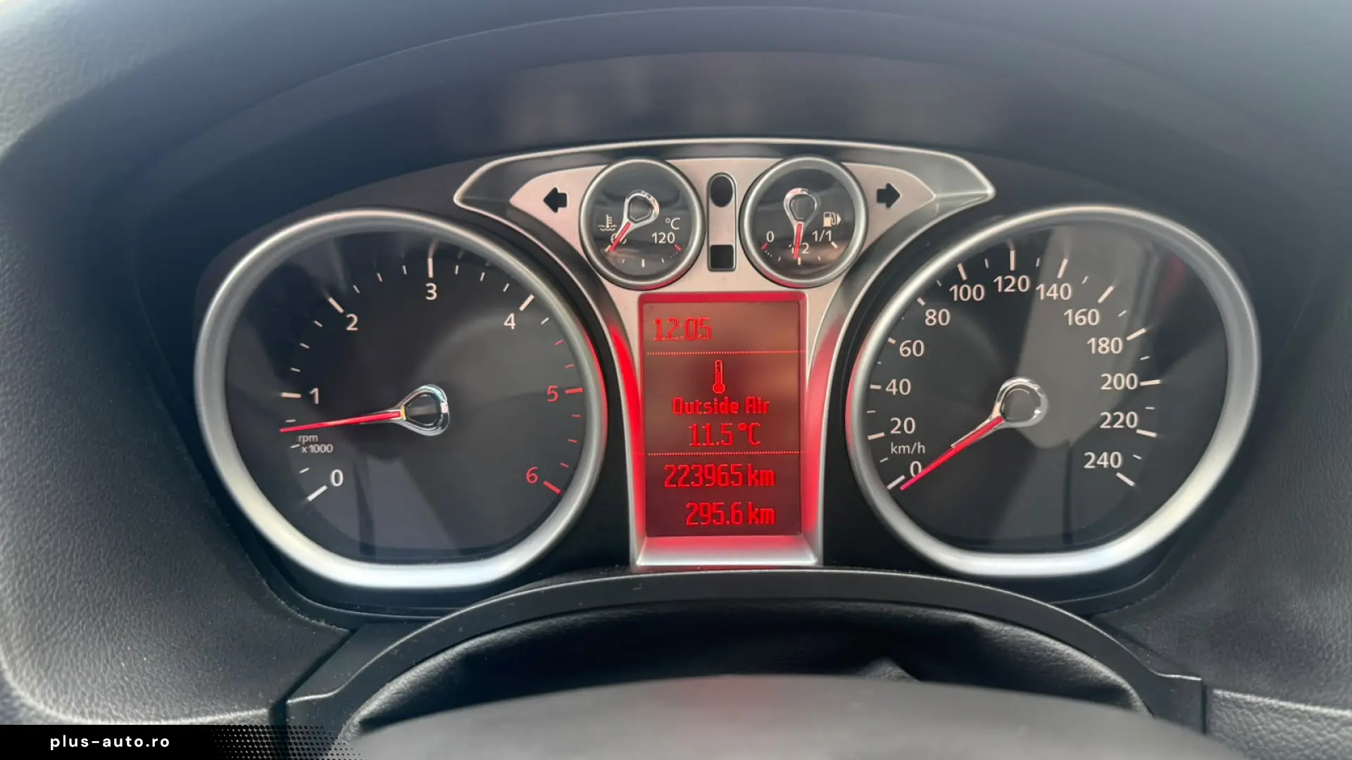 Ford Focus Titanium 2011 1.6Tdci 110Cp Xenon Navi