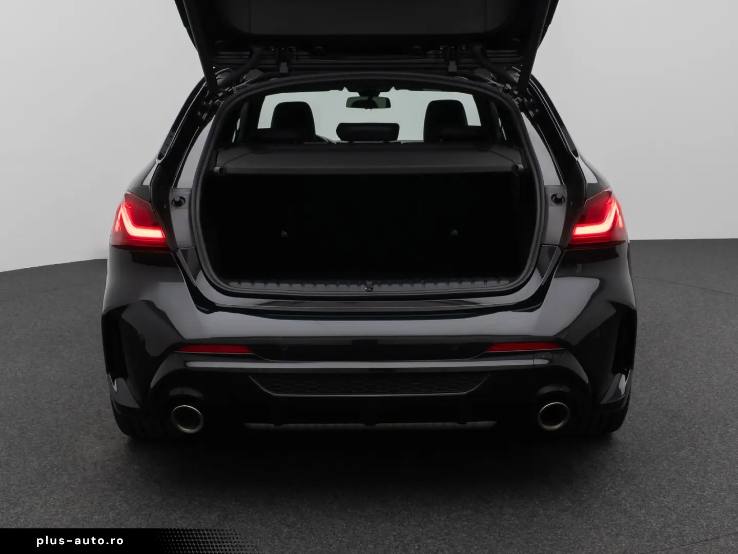 BMW M135i xD HUD DAB H K Komfort 19  Lenkradheizung