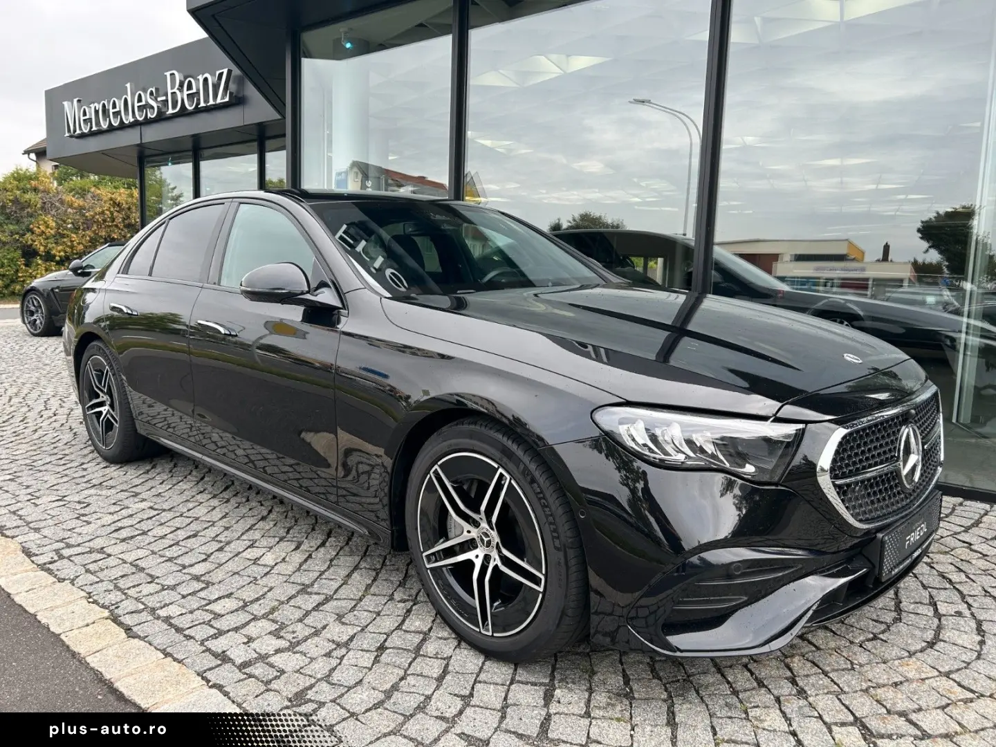 MERCEDES-BENZ E 200 AMG NIGHT DISTRONIC KAMERA KEYLESS