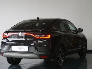 RENAULT ARKANA 1.6 E-Tech 145CP techno