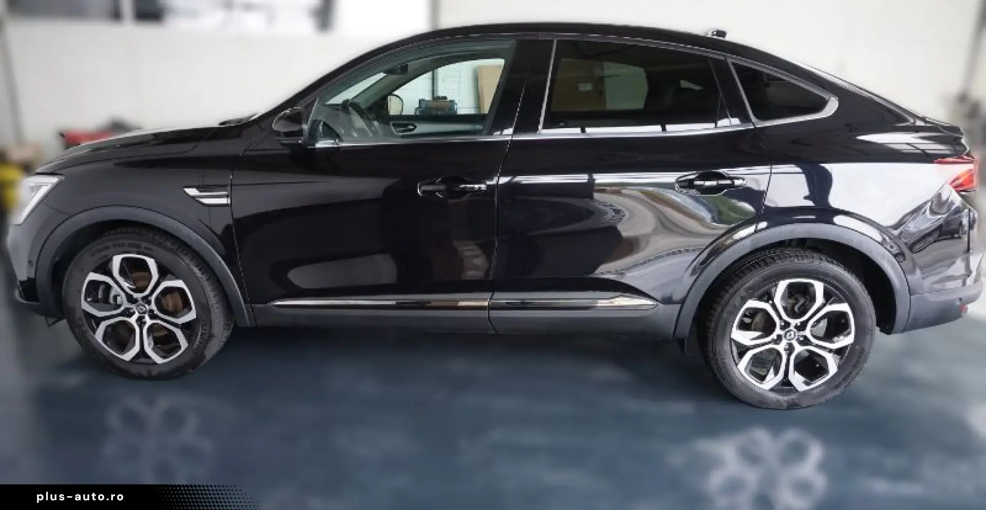 RENAULT ARKANA 1.6 E-Tech 145CP techno