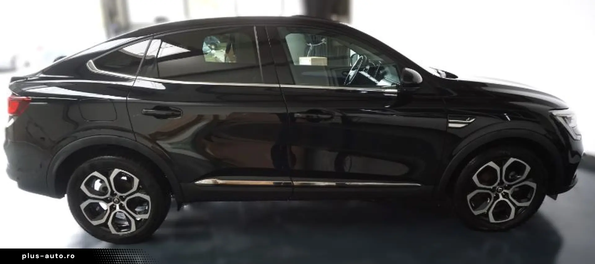 RENAULT ARKANA 1.6 E-Tech 145CP techno