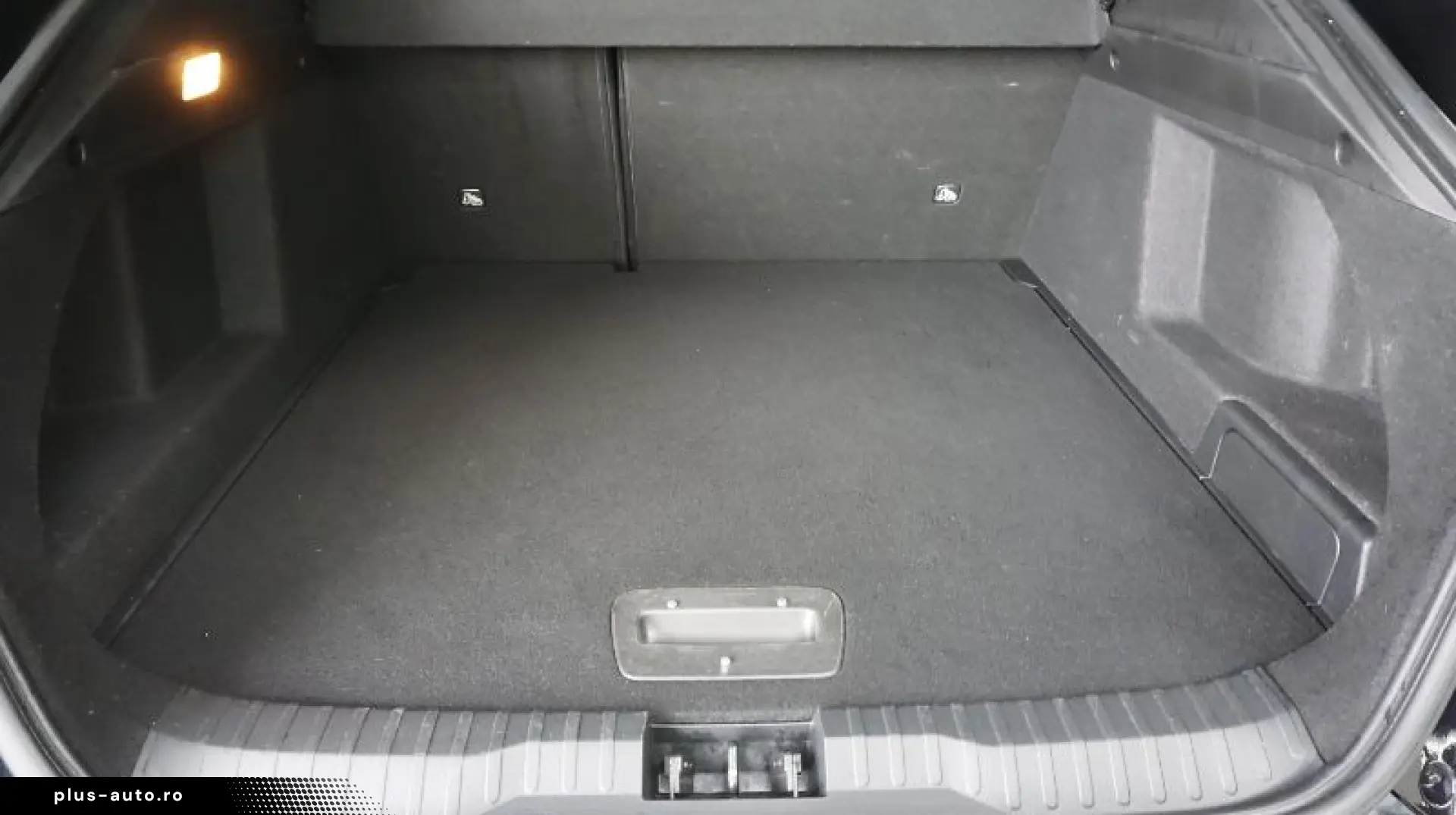 RENAULT ARKANA 1.6 E-Tech 145CP techno