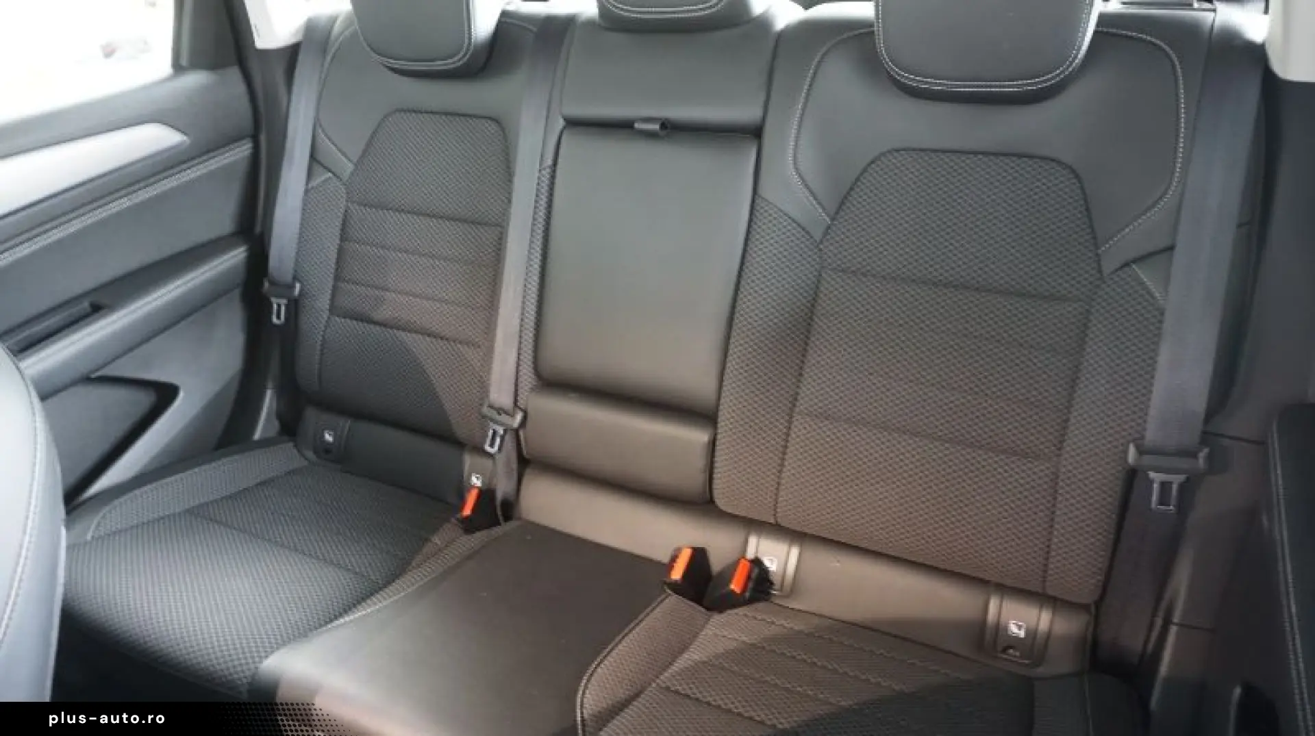RENAULT ARKANA 1.6 E-Tech 145CP techno