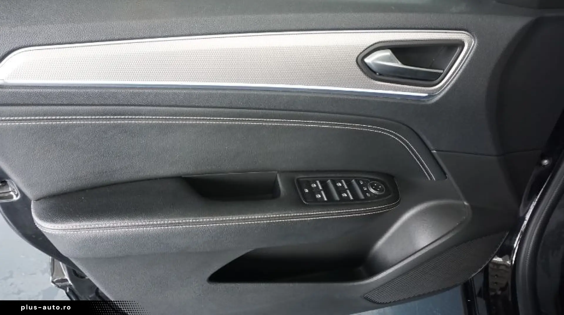 RENAULT ARKANA 1.6 E-Tech 145CP techno