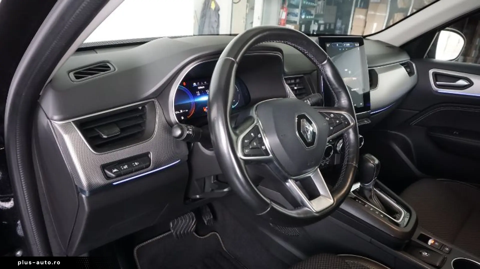 RENAULT ARKANA 1.6 E-Tech 145CP techno