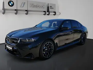 BMW M5 Limousine Sitzbelüft Pano AHK 360  Bowers&Wil