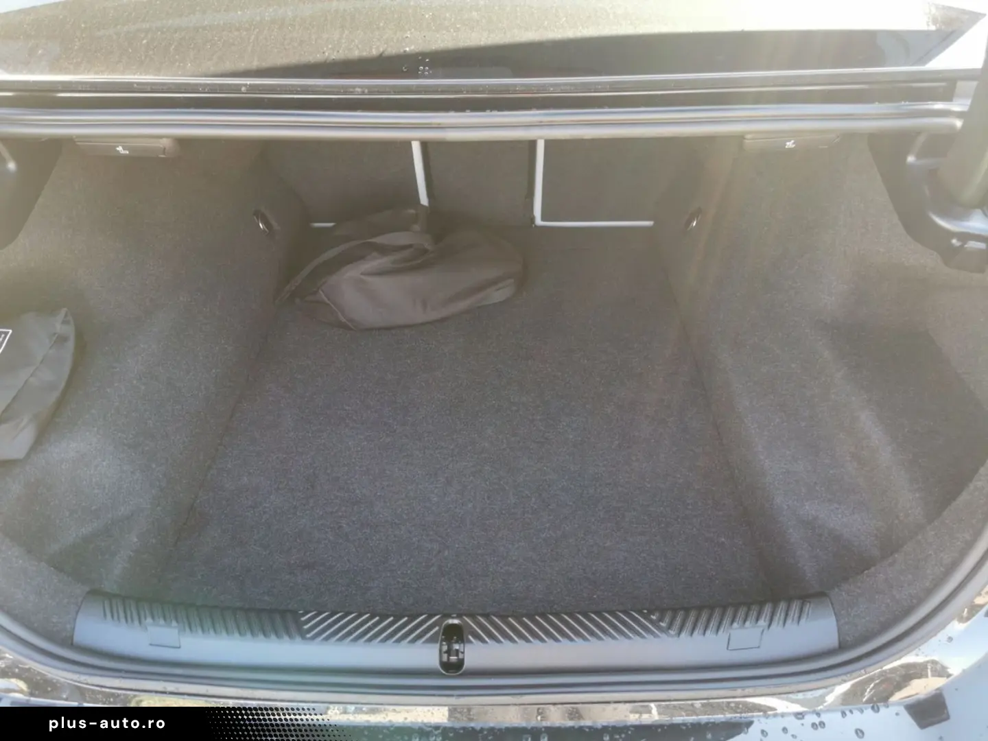 BMW M5 Limousine Sitzbelüft Pano AHK 360  Bowers&Wil