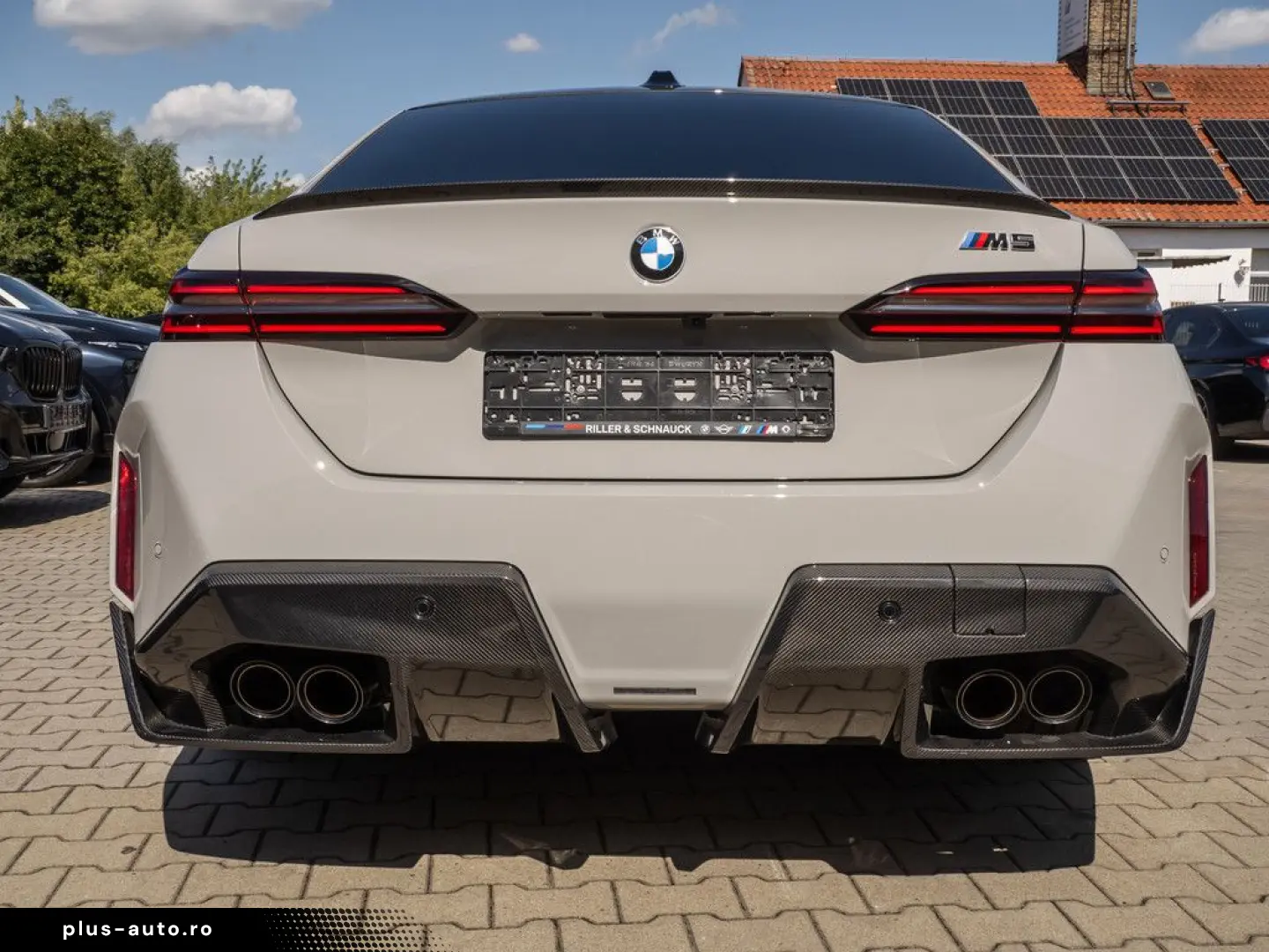 BMW M5 xDrive INDIVIDUAL UPE 181.100 - 0 5% 360  B&W
