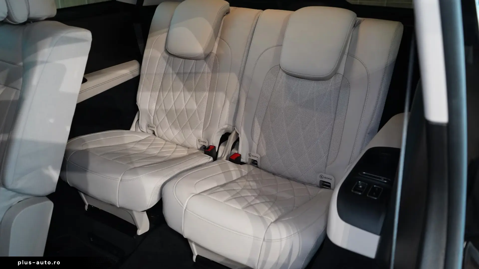 Mercedes-AMG GLS 63 4MATIC    V8 BITURBO • CARBON CERAMIC