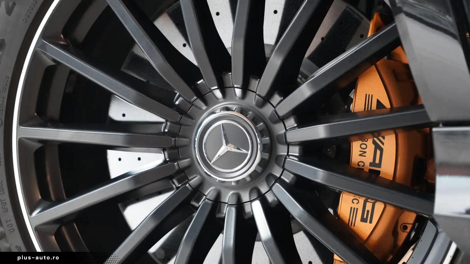 Mercedes-AMG GLS 63 4MATIC    V8 BITURBO • CARBON CERAMIC