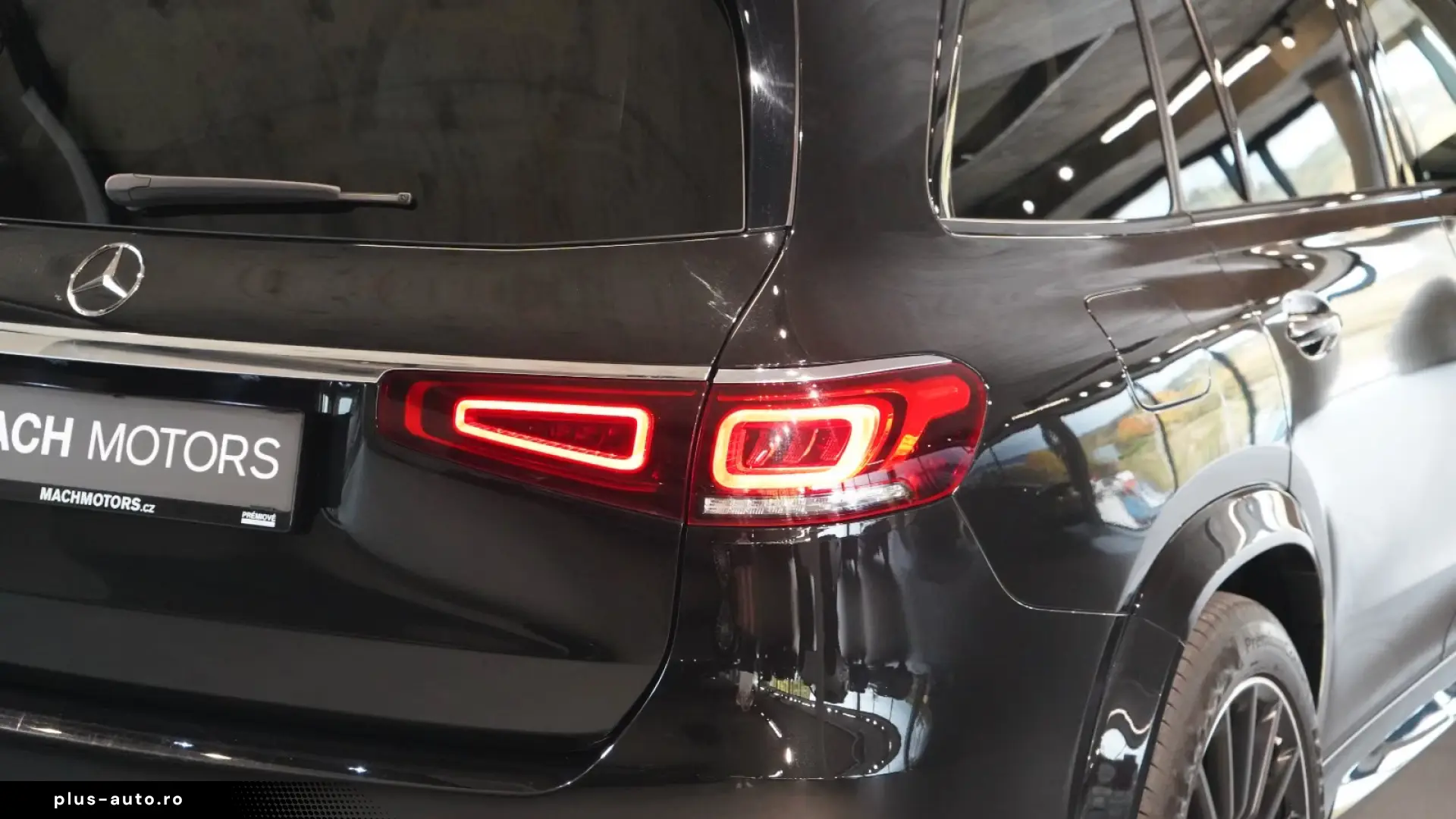 Mercedes-AMG GLS 63 4MATIC    V8 BITURBO • CARBON CERAMIC