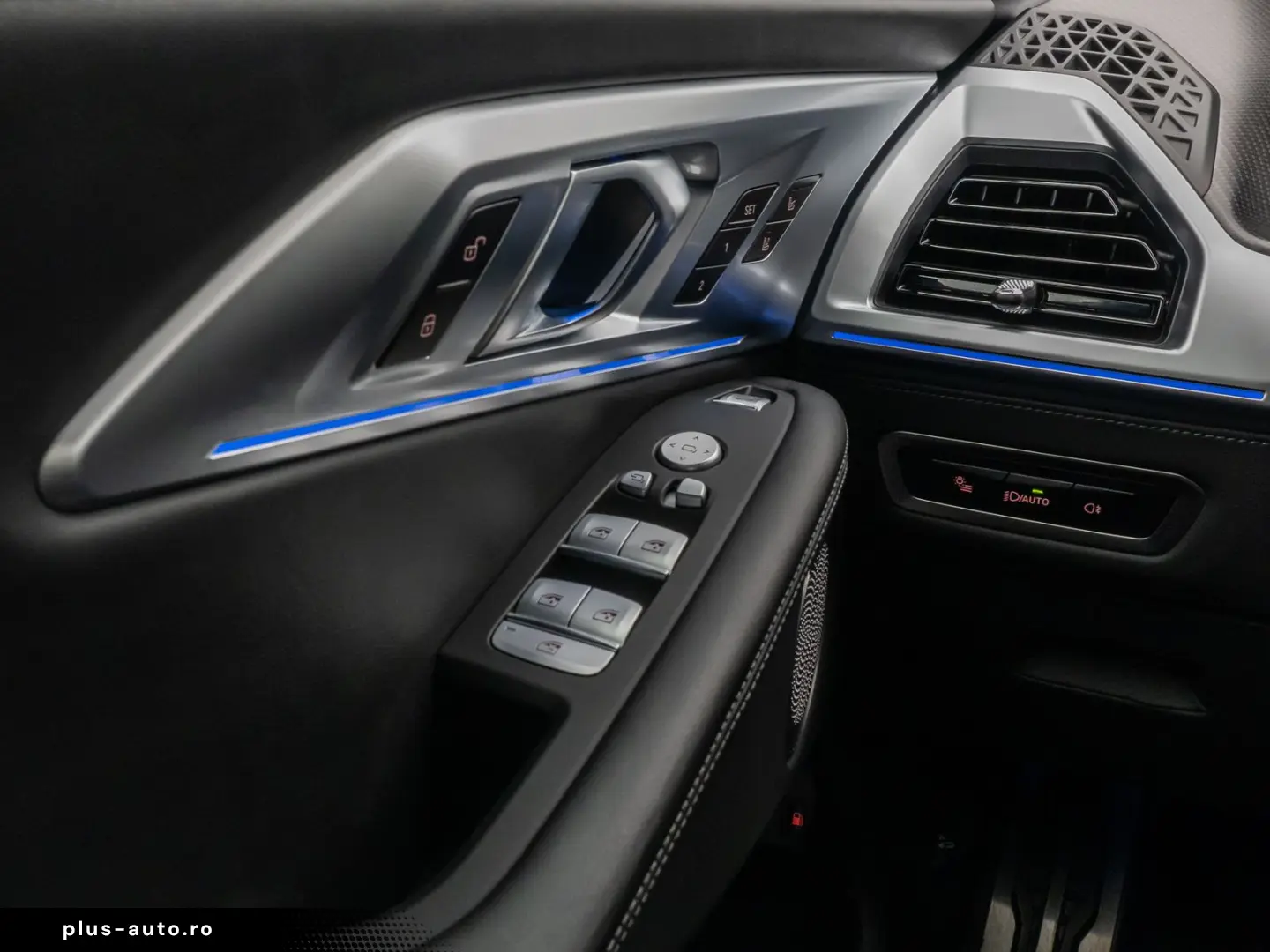 BMW XM 360  HUD DAB B&W Massage SoftCl