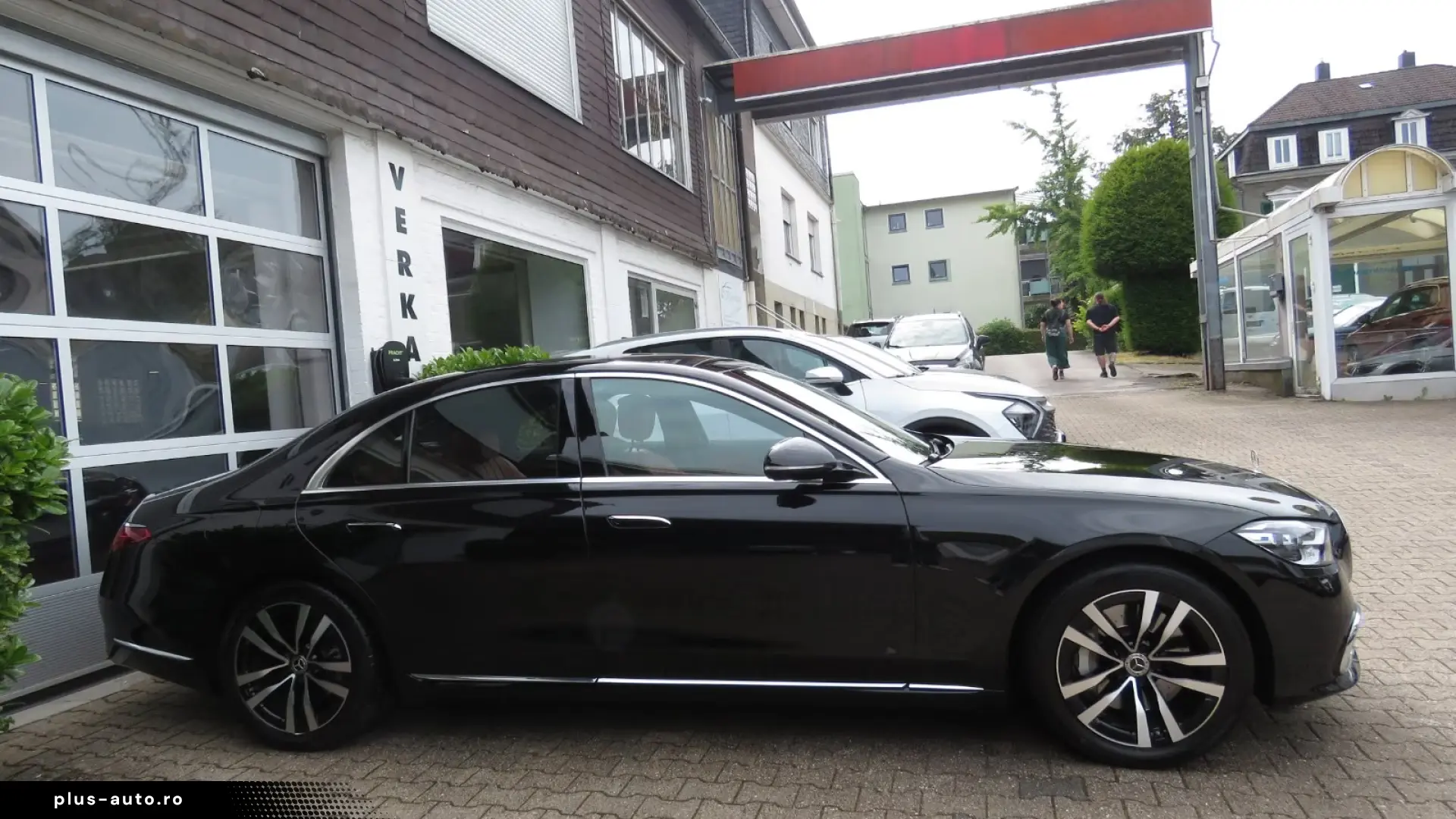 Mercedes-Benz S 400 d 4MATIC   REAR AXLE STEERING
