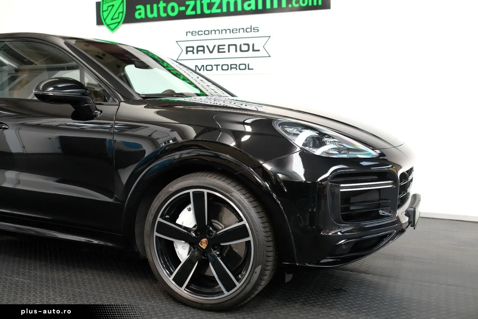 PORSCHE Cayenne Coupe Turbo PANO SOFT 18WEGE 360  APPROV