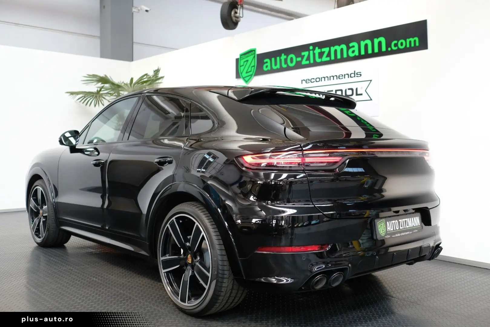 PORSCHE Cayenne Coupe Turbo PANO SOFT 18WEGE 360  APPROV