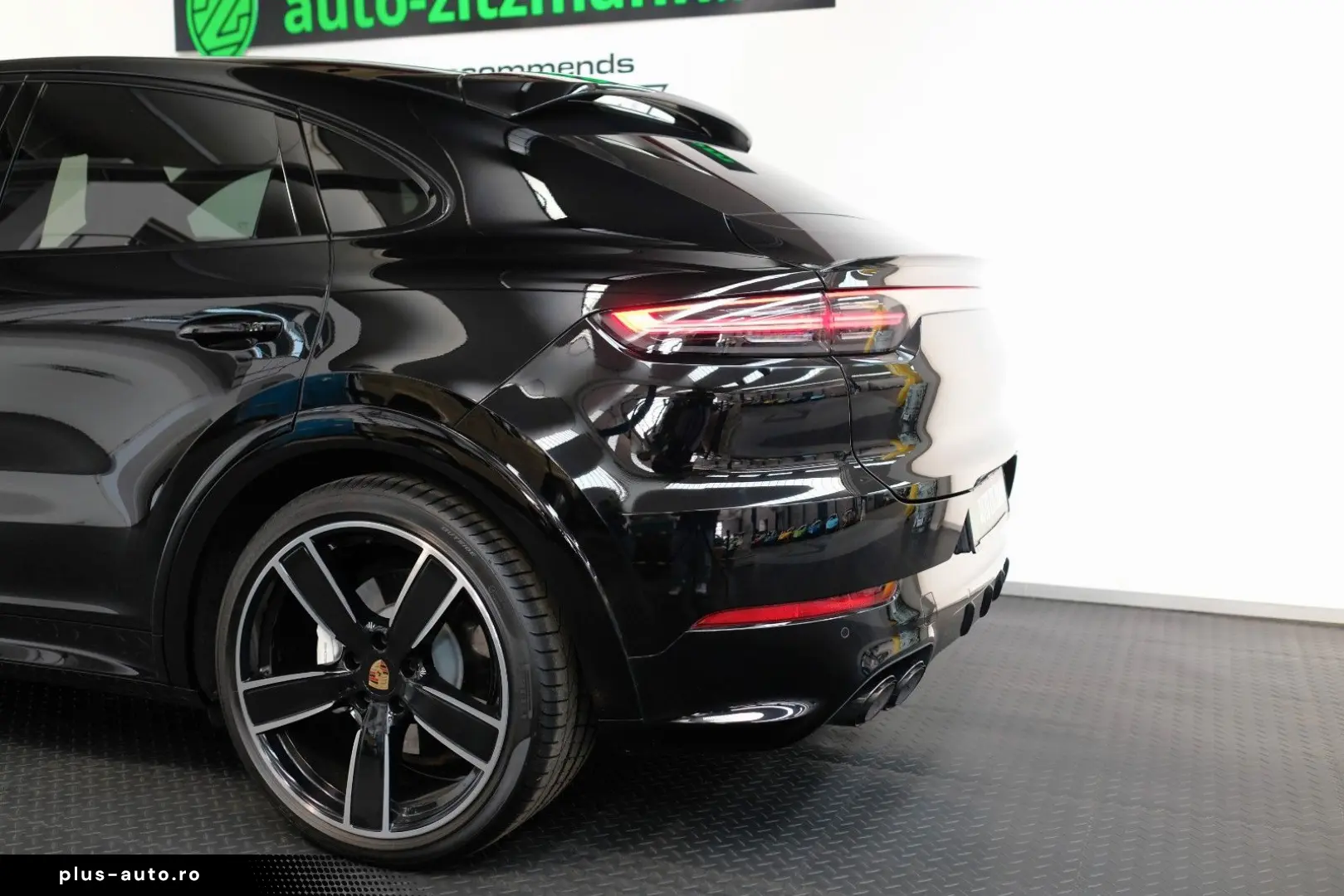 PORSCHE Cayenne Coupe Turbo PANO SOFT 18WEGE 360  APPROV