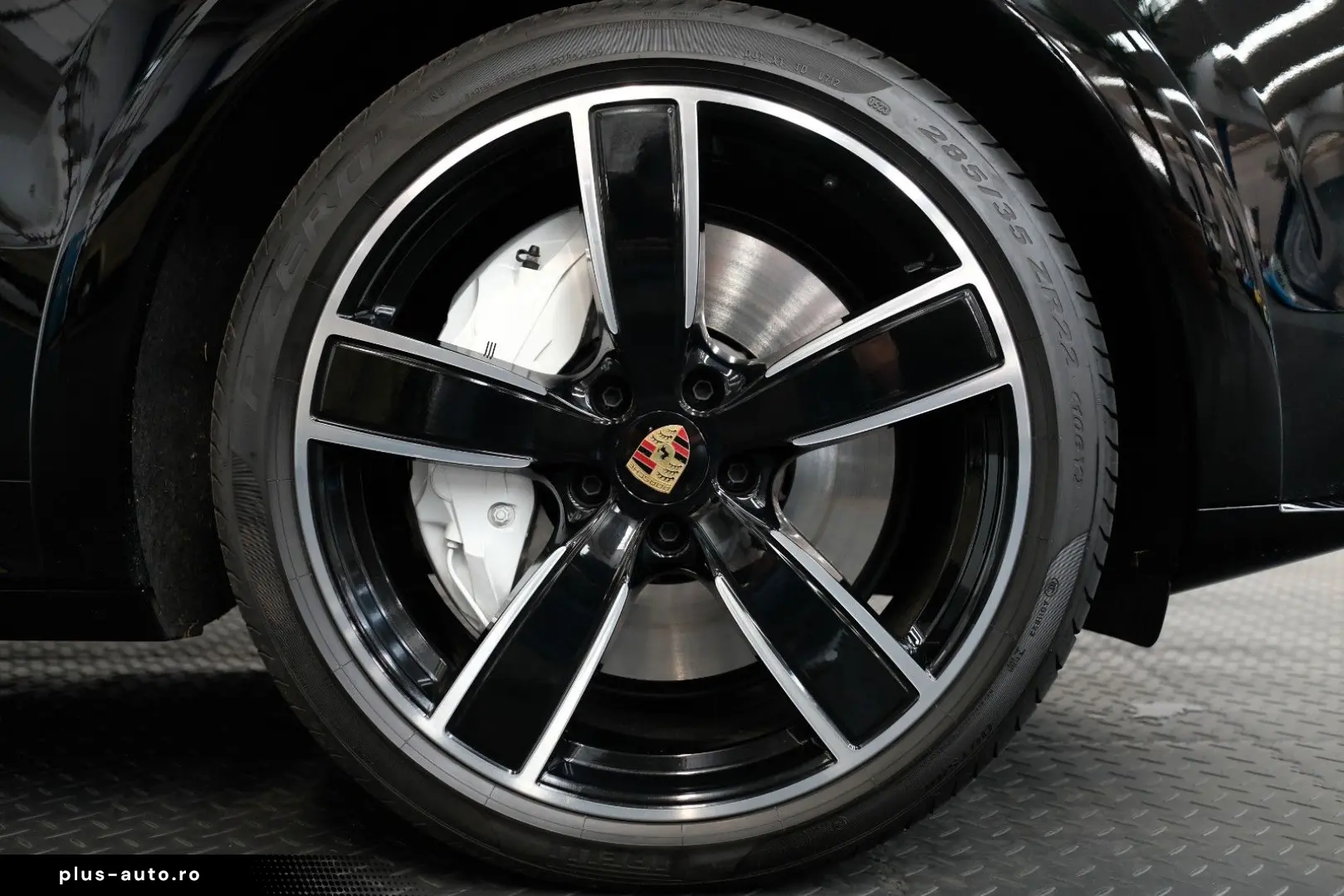 PORSCHE Cayenne Coupe Turbo PANO SOFT 18WEGE 360  APPROV