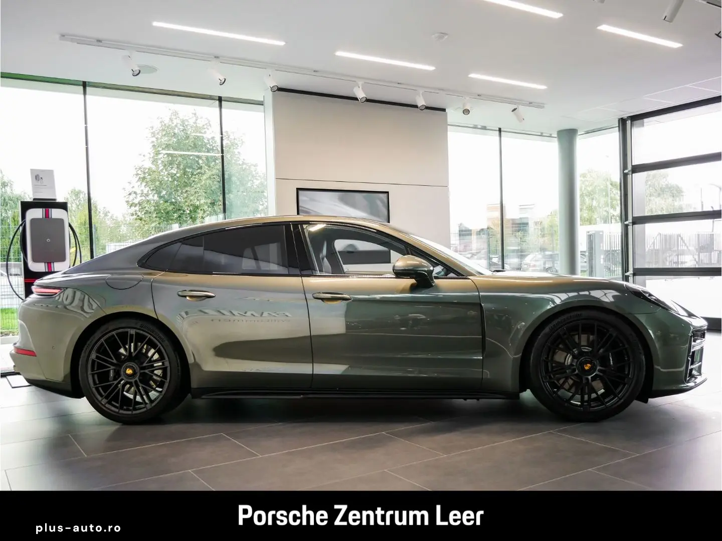 PORSCHE Panamera GTS Pano HA-Lenkung SportDesign ACC Sof