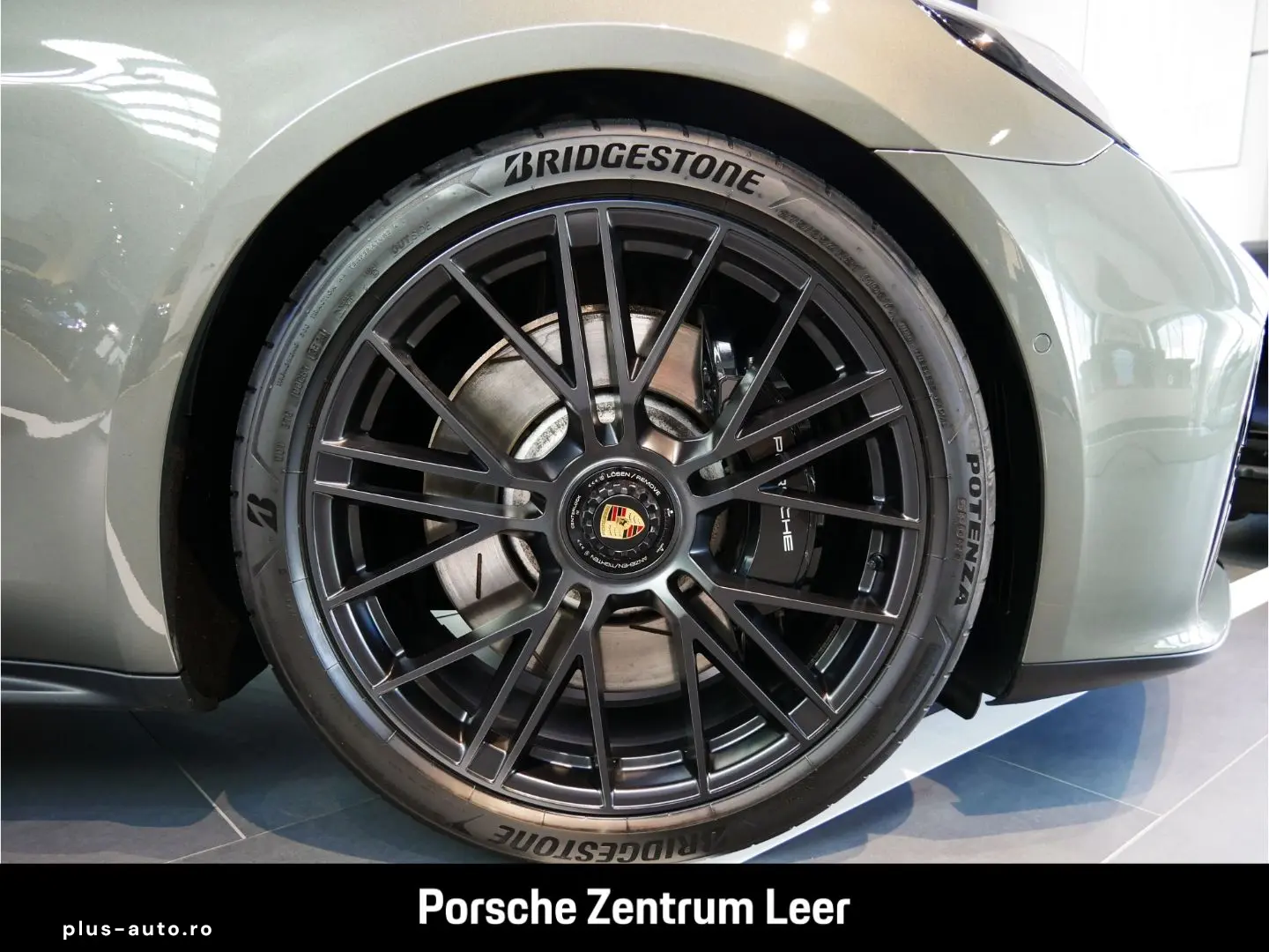 PORSCHE Panamera GTS Pano HA-Lenkung SportDesign ACC Sof