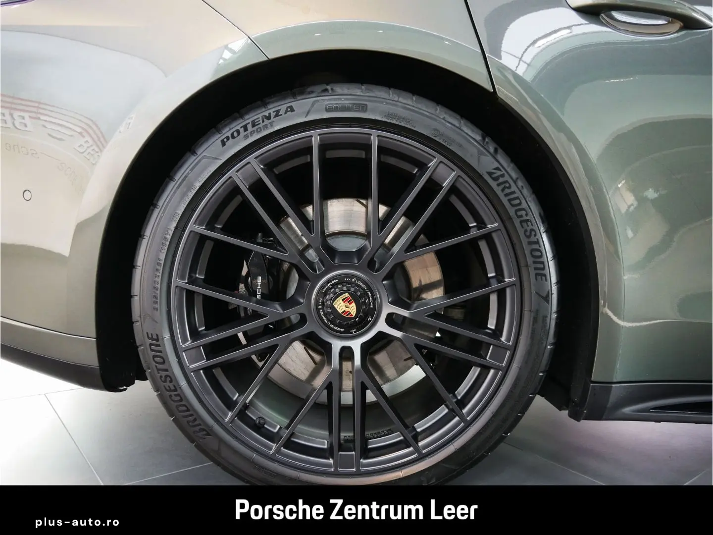 PORSCHE Panamera GTS Pano HA-Lenkung SportDesign ACC Sof