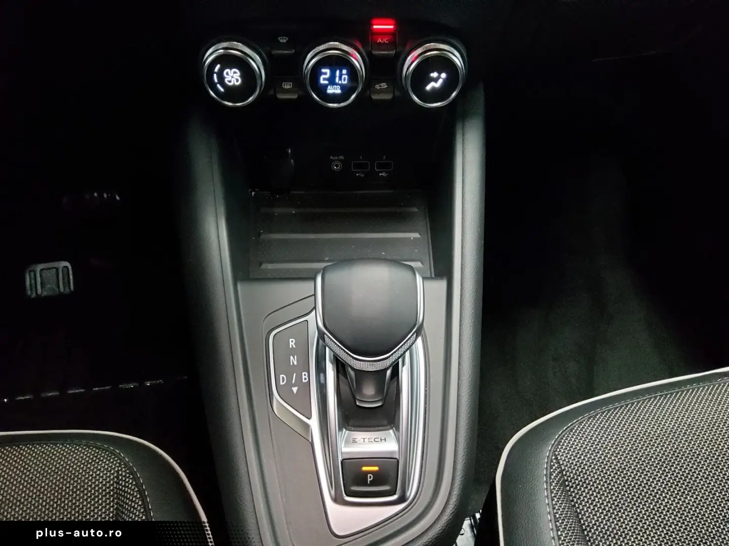 RENAULT Captur 1.6 E-Tech Navi LED