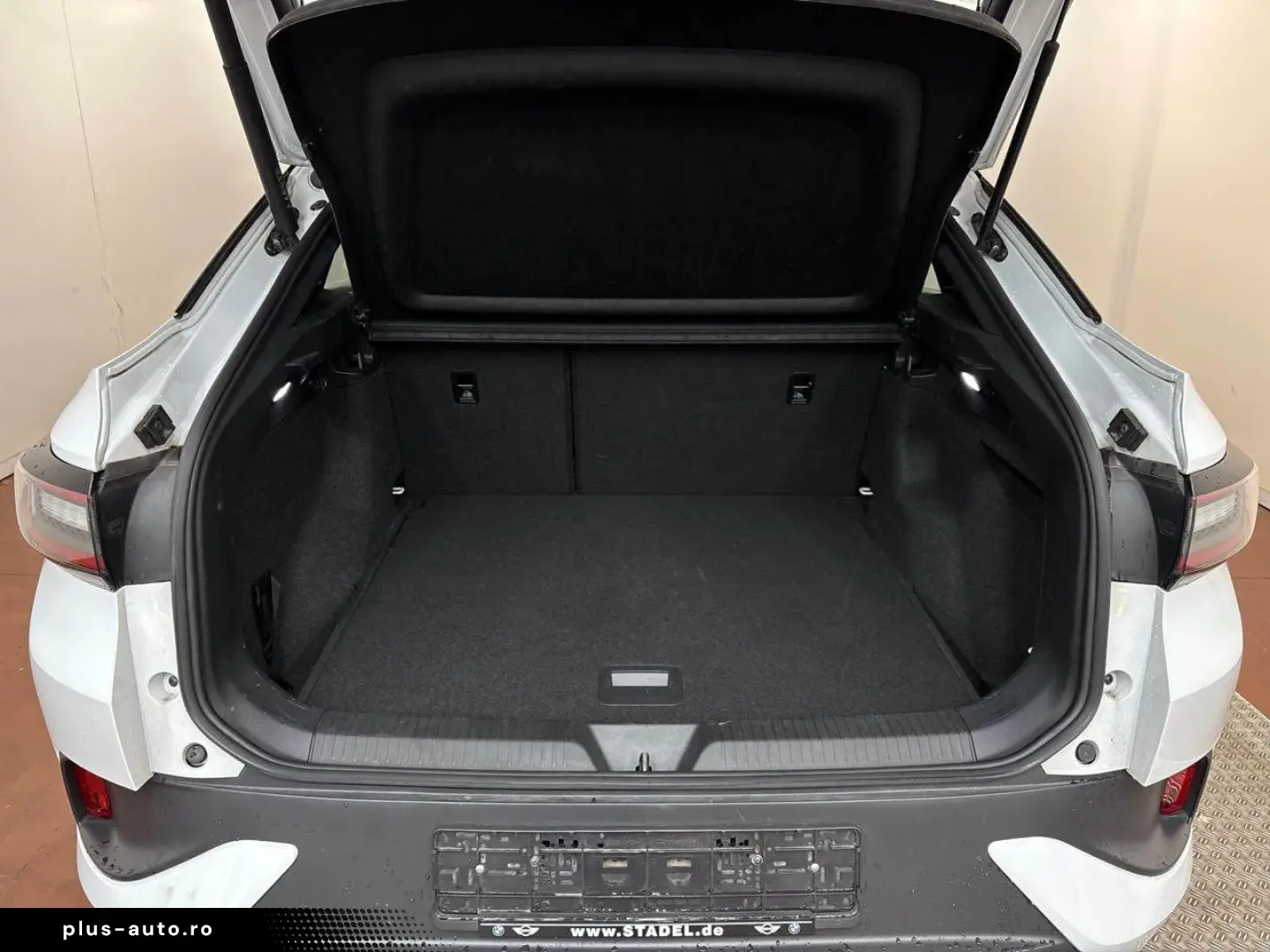 VW ID.5 Pro Performance NAVI LED SHZ RFK WP AHK
