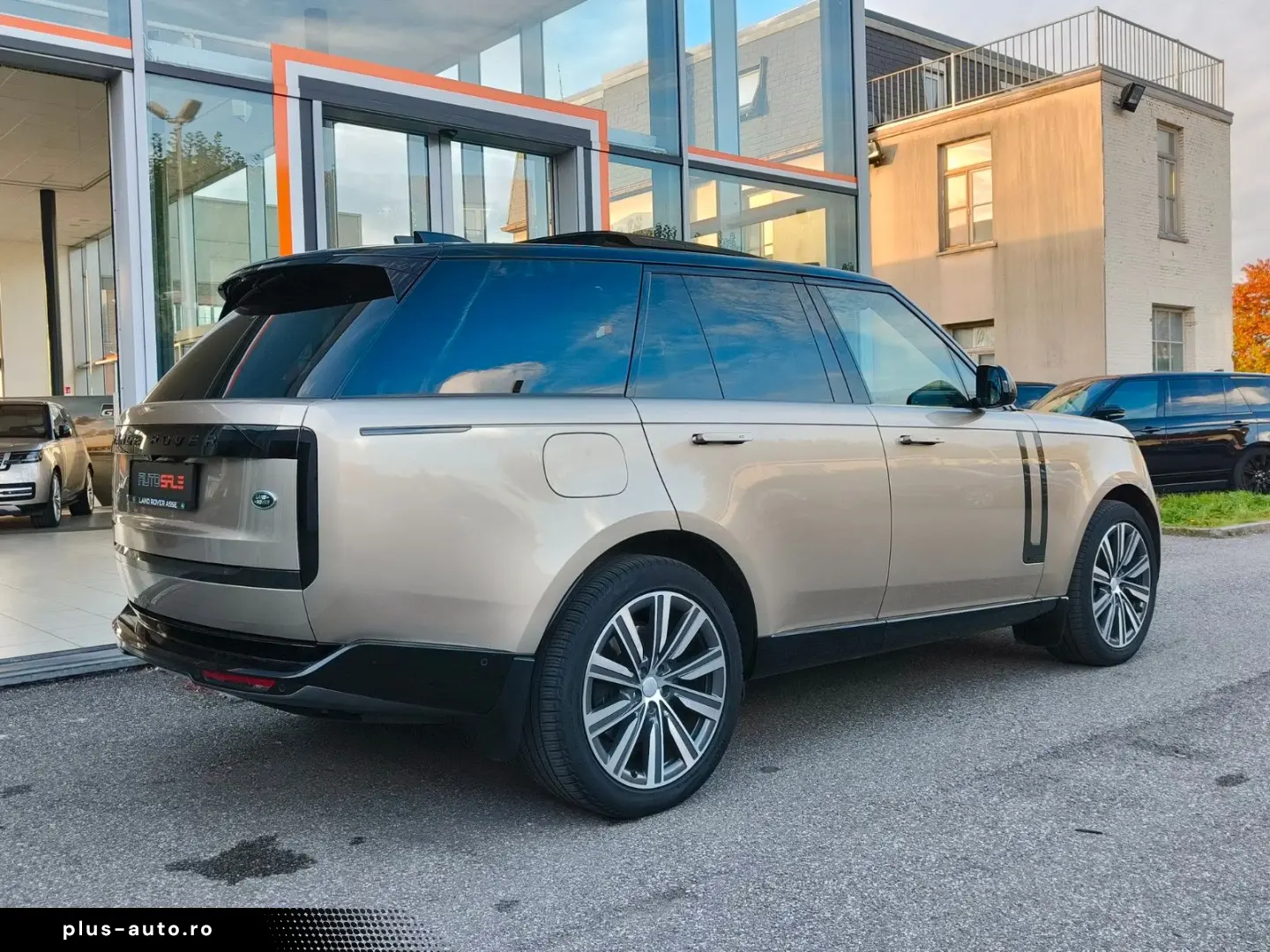 LAND ROVER RR P530 V8 Autobiography    APPROVED WARRANTY