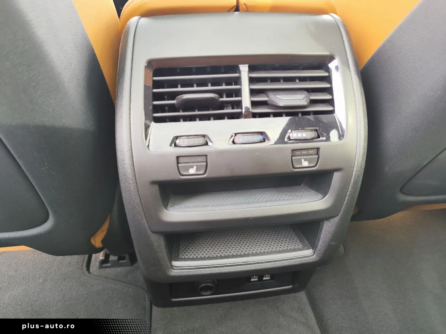 BMW X5 xDrive30d    M Sport LED LC Prof HUD AHK Stan