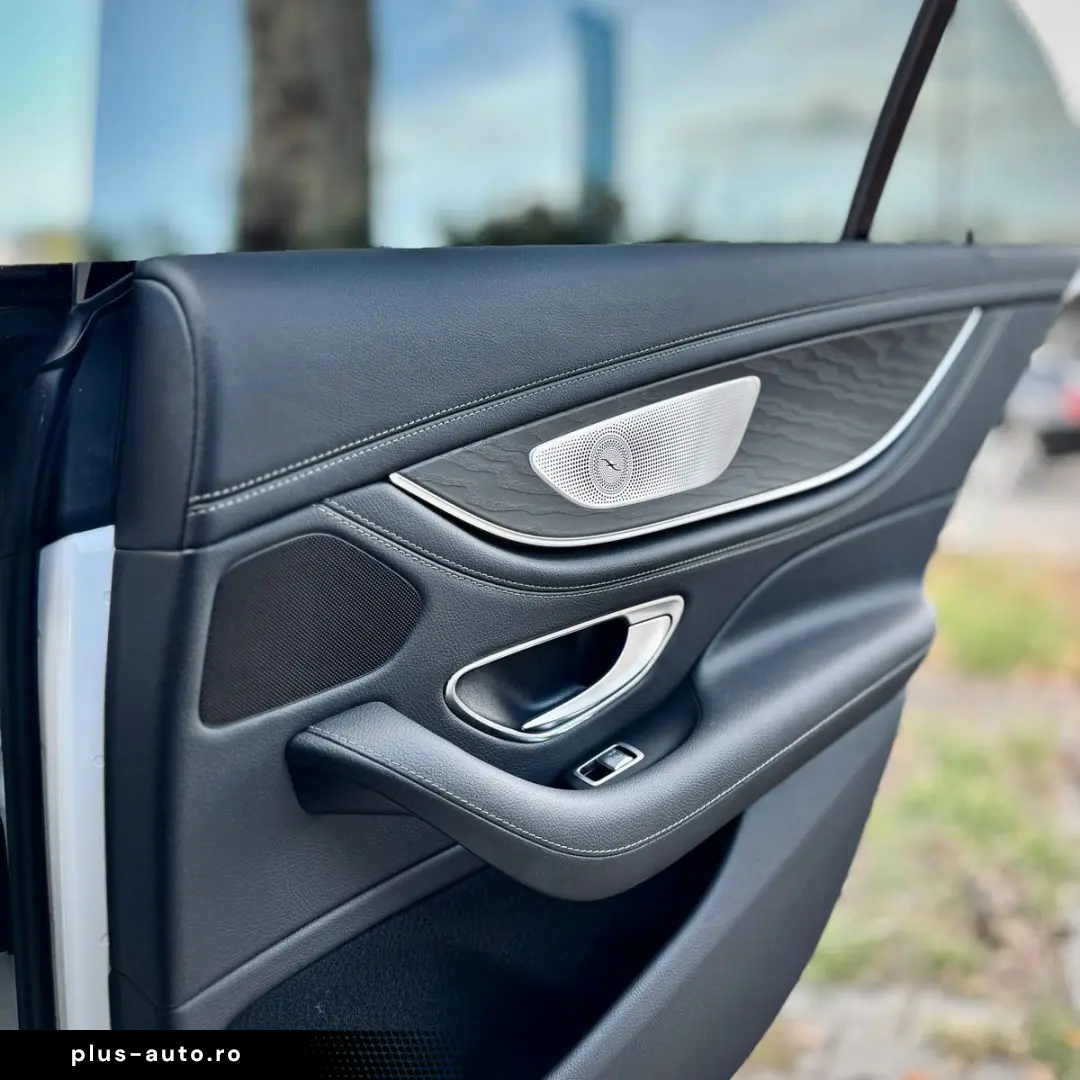 MERCEDES-BENZ CLS 220 D AMG-LINE EMMORY BURMESTER 360