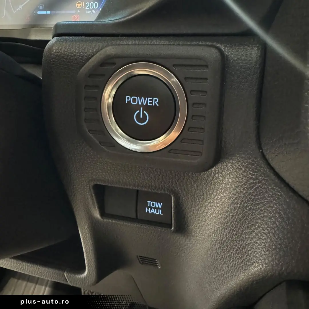 TOYOTA Land Cruiser 2.4 Hybrid 4WD HUD ACC 360  Keyless