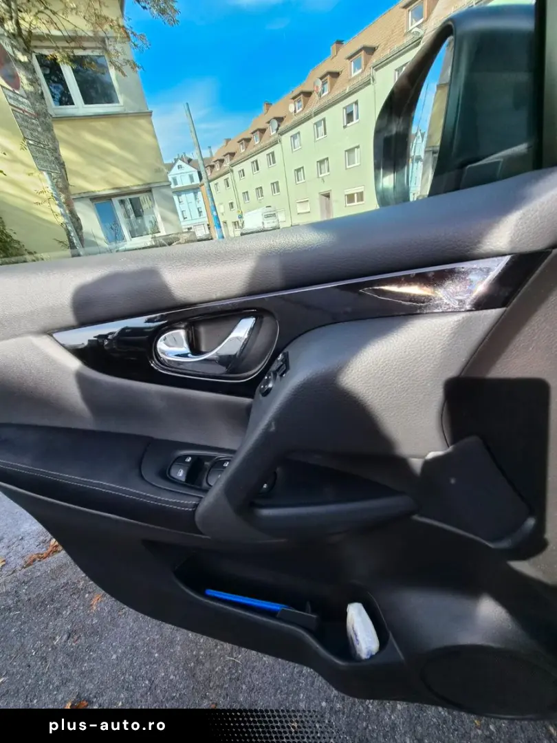 NISSAN Qashqai Zama