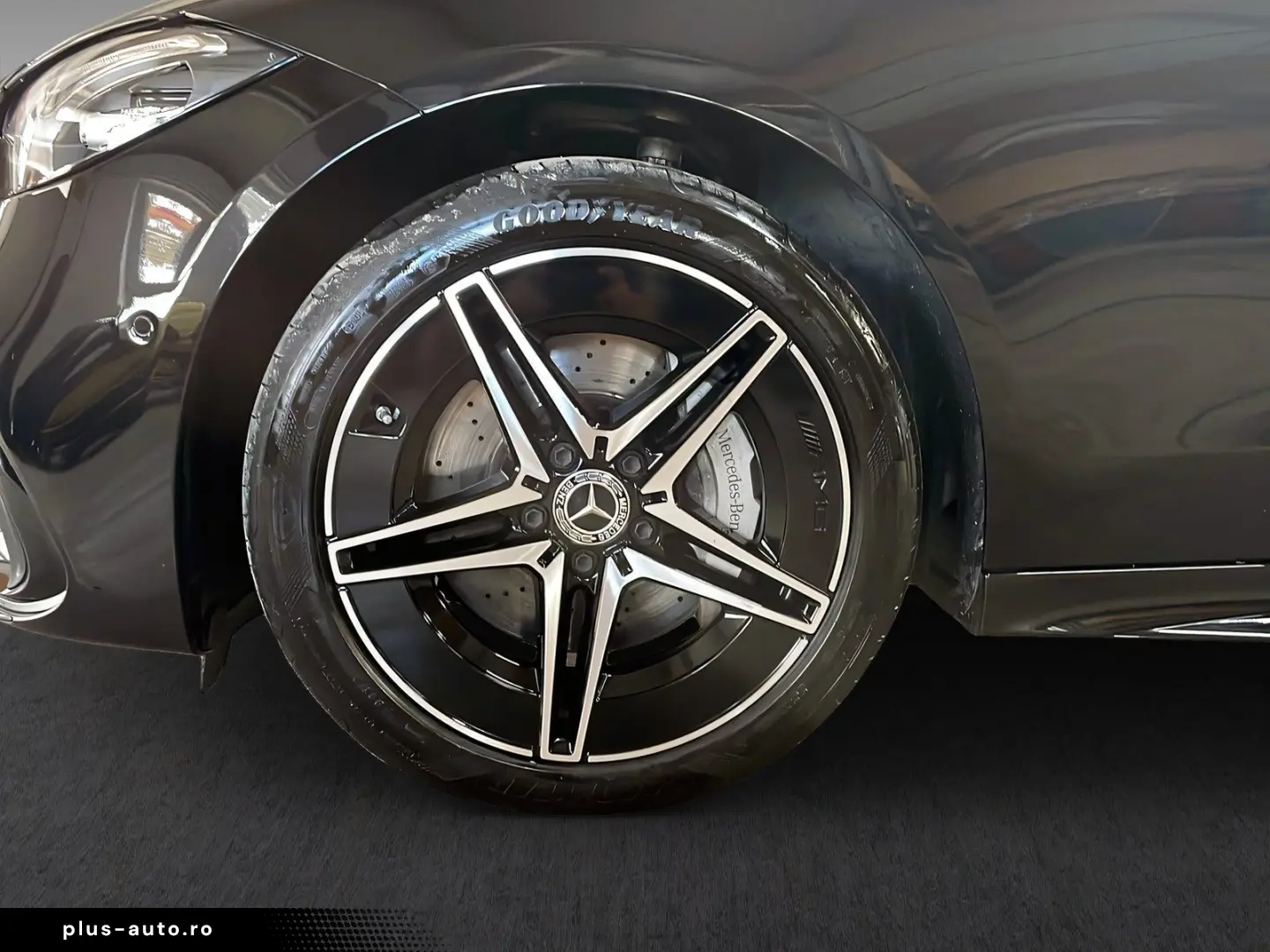 MERCEDES-BENZ C 300 e AMG Head-UP Kamera MBUX Braunes Leder