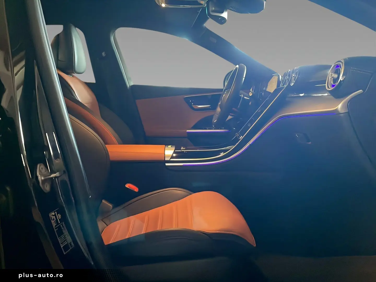 MERCEDES-BENZ C 300 e AMG Head-UP Kamera MBUX Braunes Leder