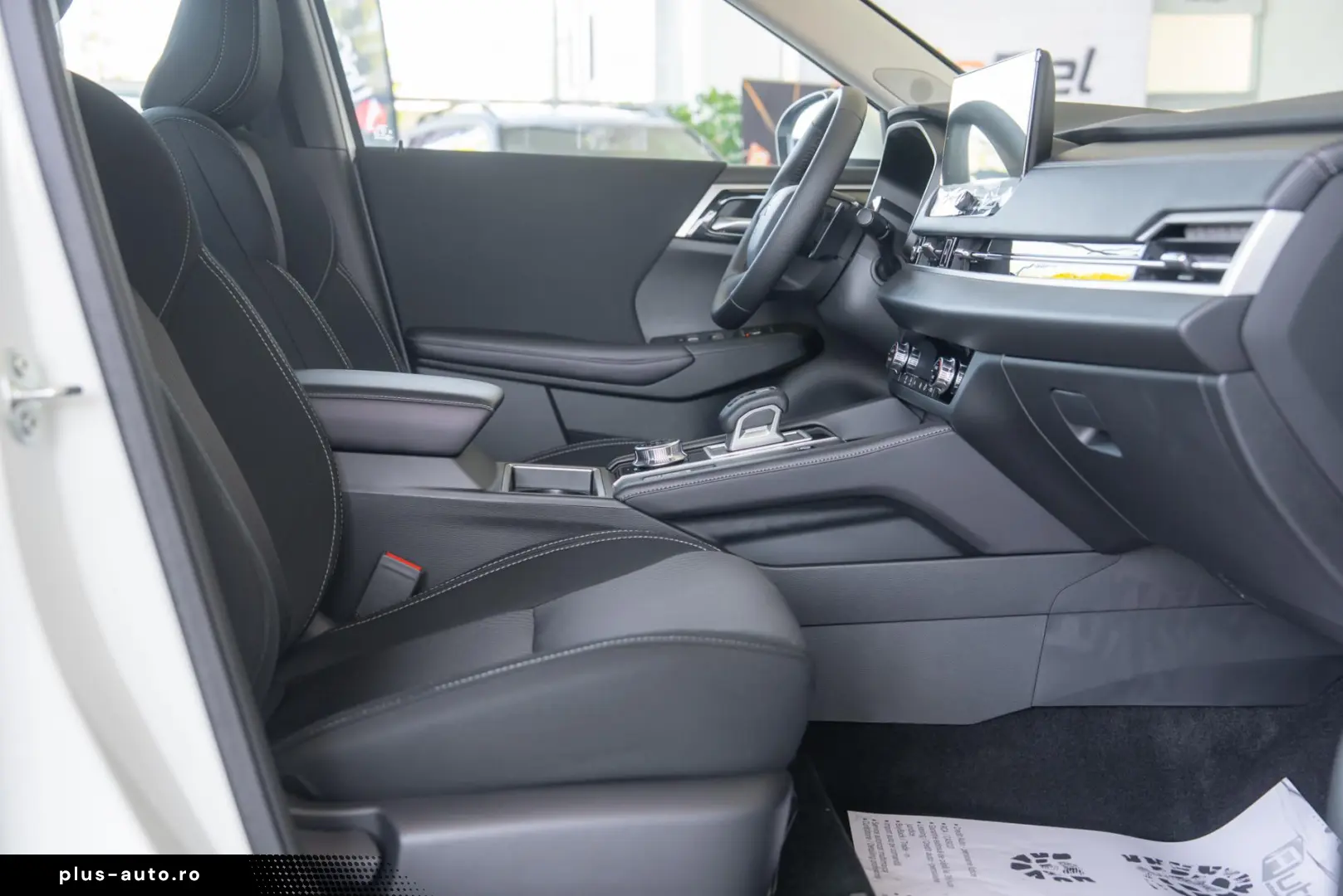Mitsubishi Outlander PHEV 2.4L 4WD AT Inform
