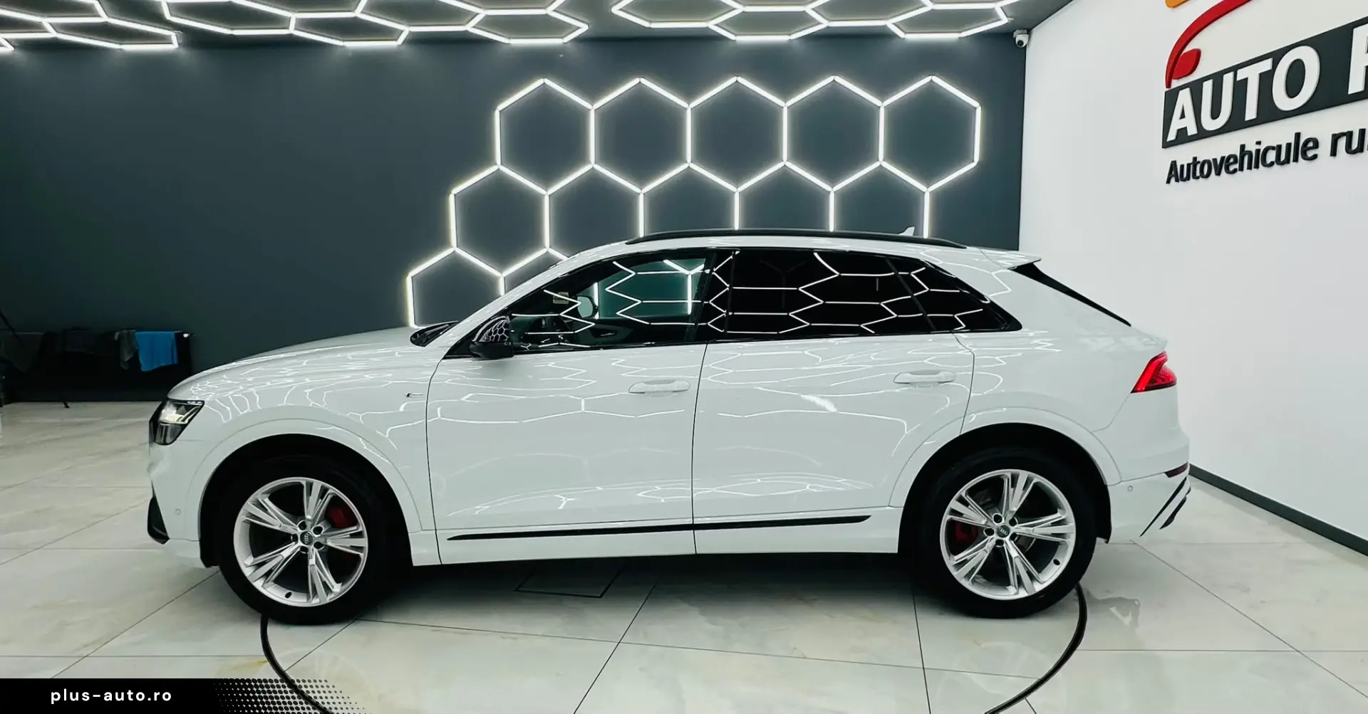 AUDI Q8 2020 3.0D E6 4X4 Garantie 12 Luni Rate Avans 0 Doar