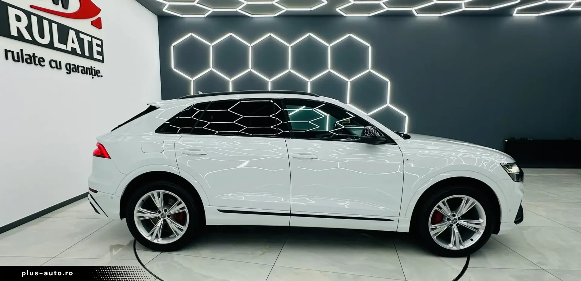 AUDI Q8 2020 3.0D E6 4X4 Garantie 12 Luni Rate Avans 0 Doar