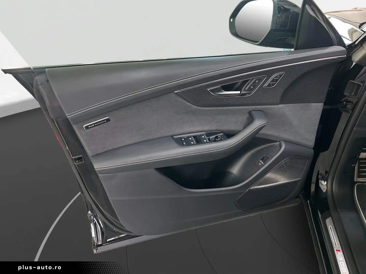 AUDI RSQ8 4.0 TFSI quattro tiptronic   STANDHZ.   AHK