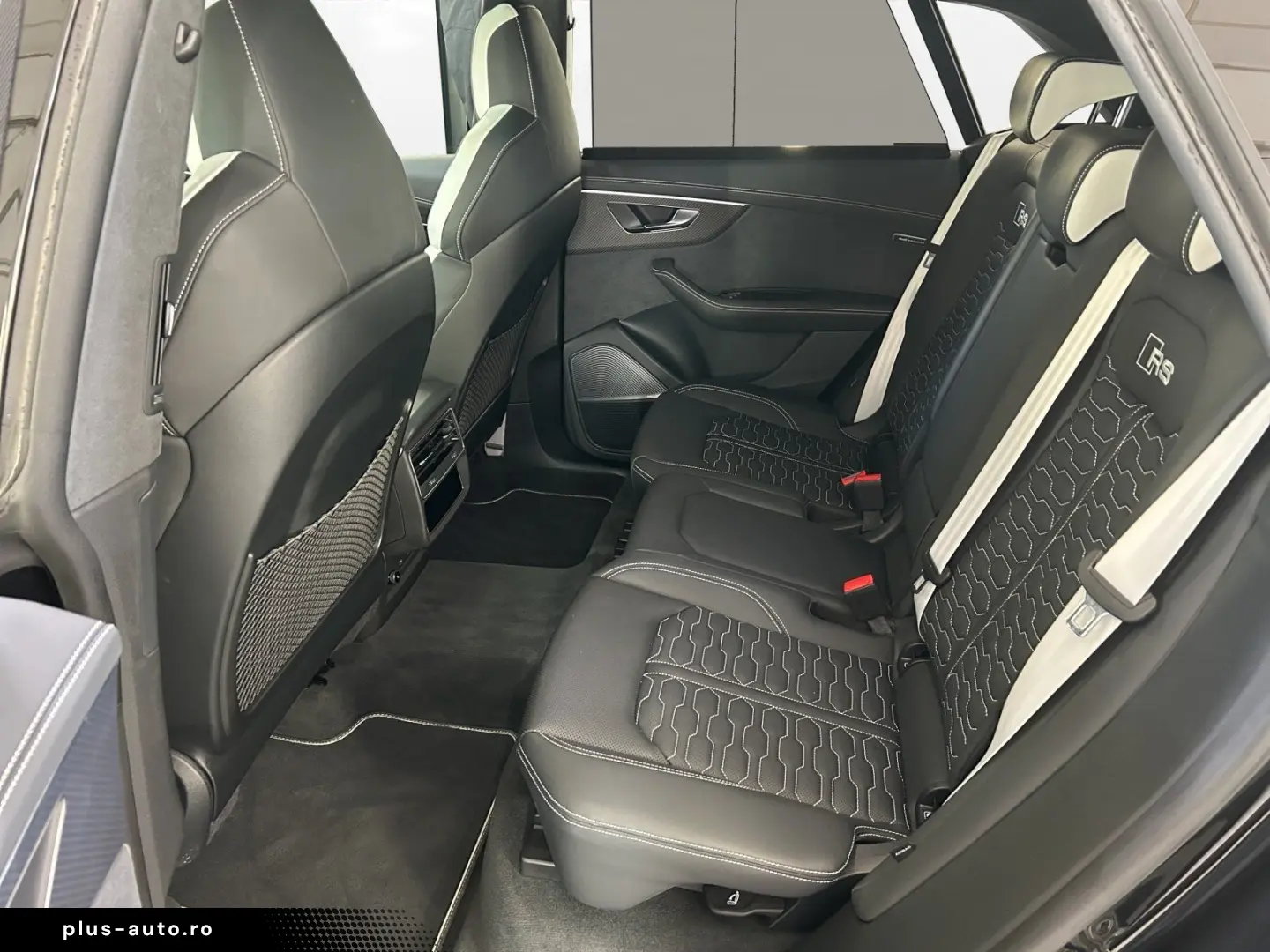 AUDI RSQ8 4.0 TFSI quattro tiptronic   STANDHZ.   AHK