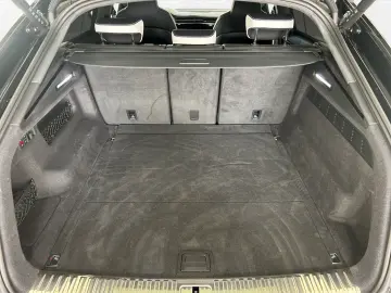 AUDI RSQ8 4.0 TFSI quattro tiptronic   STANDHZ.   AHK