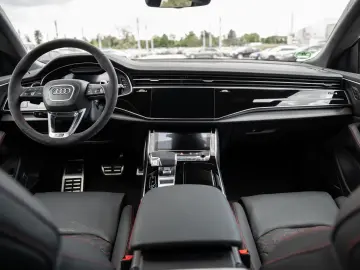 AUDI RS Q8 AHK Pano B&O HD Matrix HUD uvm.