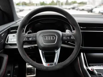 AUDI RS Q8 AHK Pano B&O HD Matrix HUD uvm.
