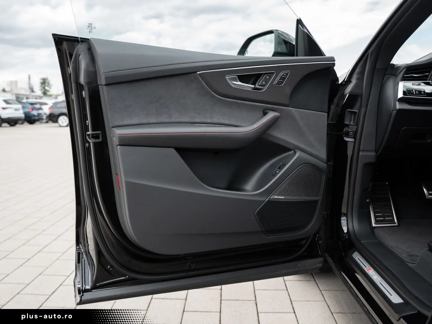 AUDI RS Q8 AHK Pano B&O HD Matrix HUD uvm.