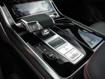 AUDI RS Q8 AHK Pano B&O HD Matrix HUD uvm.