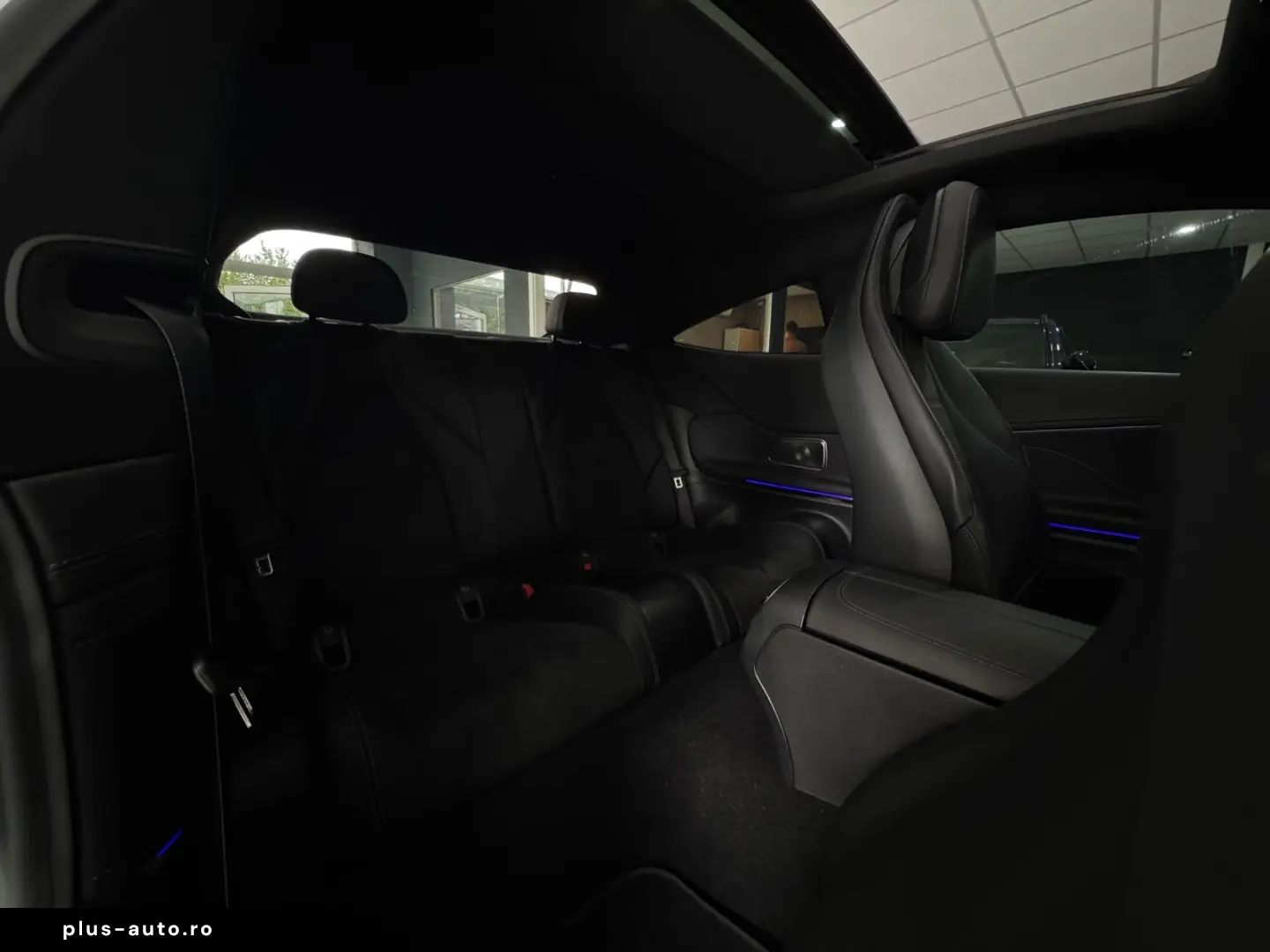 MERCEDES-BENZ CLE 300 4M AMG Premium  Burm Pano HuD 360Cam