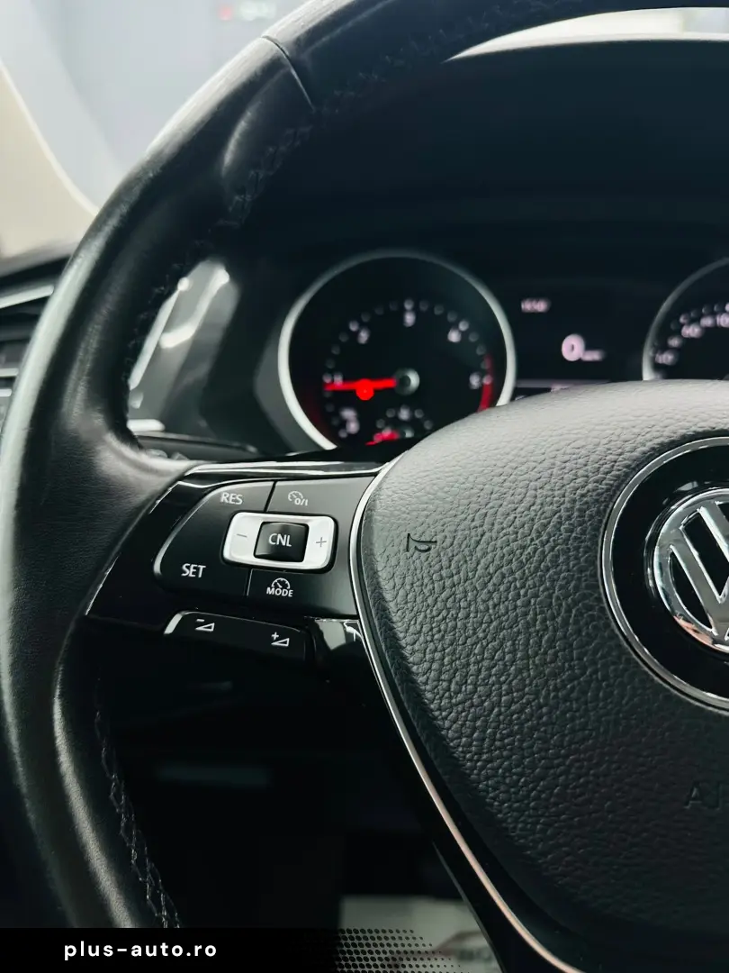 VOLKSWAGEN TIGUAN 2018 2.0d E6 Garantie 12 Luni Rate Avans 0