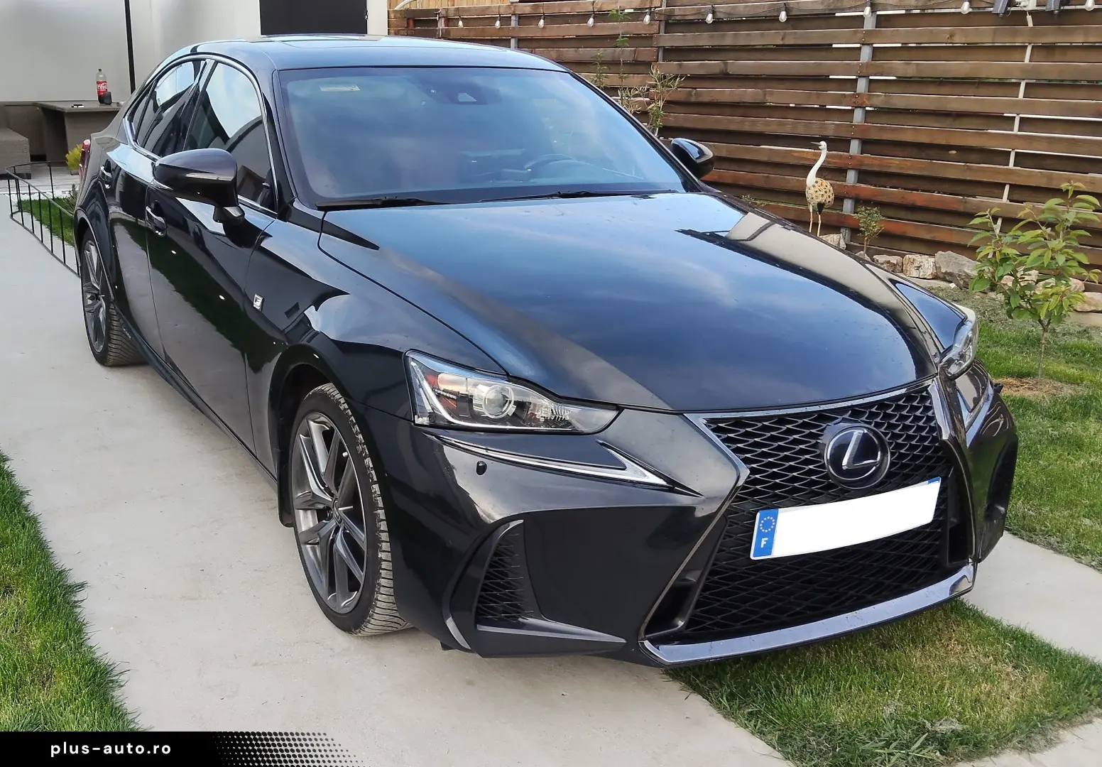 Lexus IS 300h F-Sport