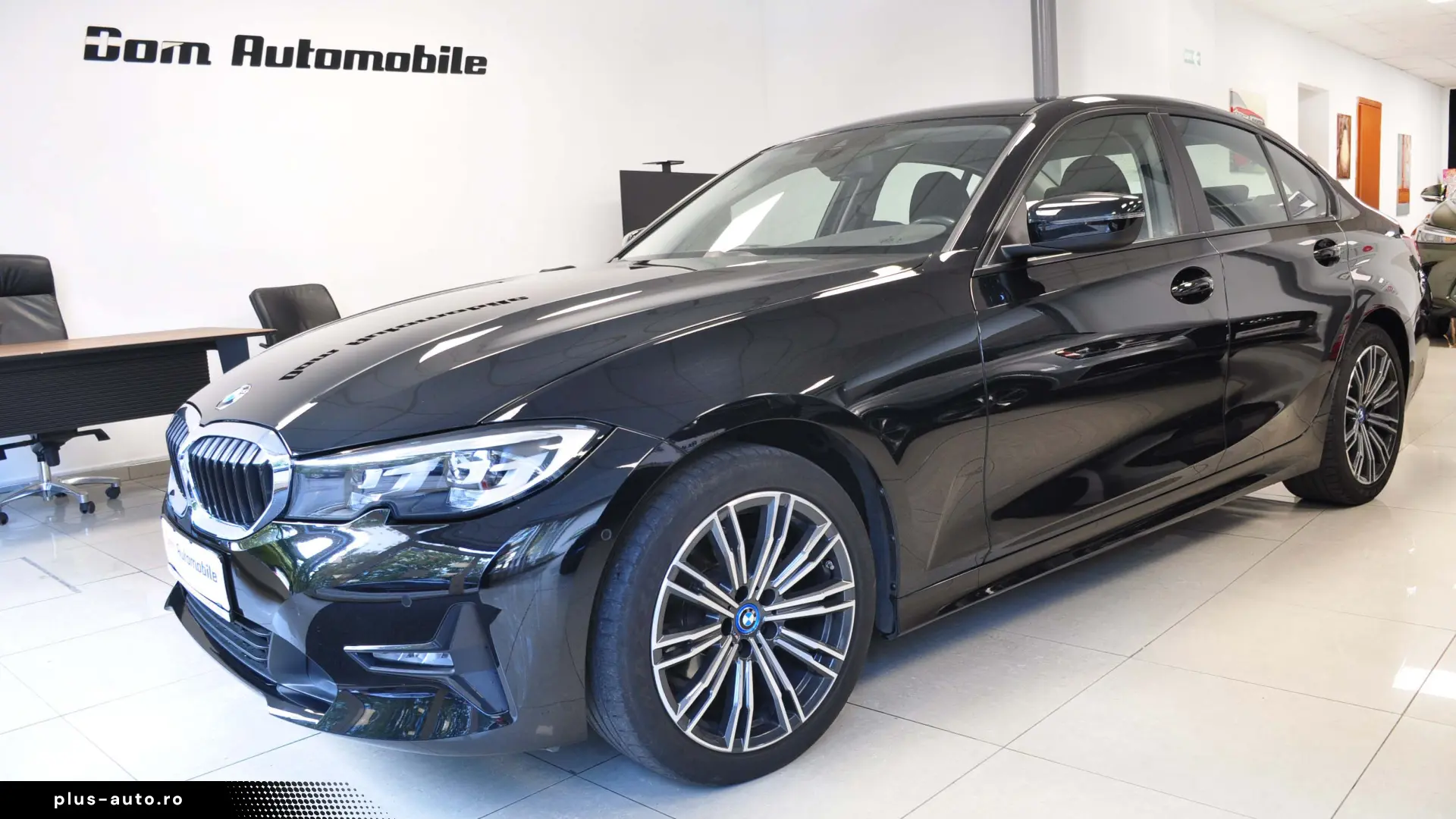 BMW 318d BordDigital Camera LED TVA LeasingPosibil
