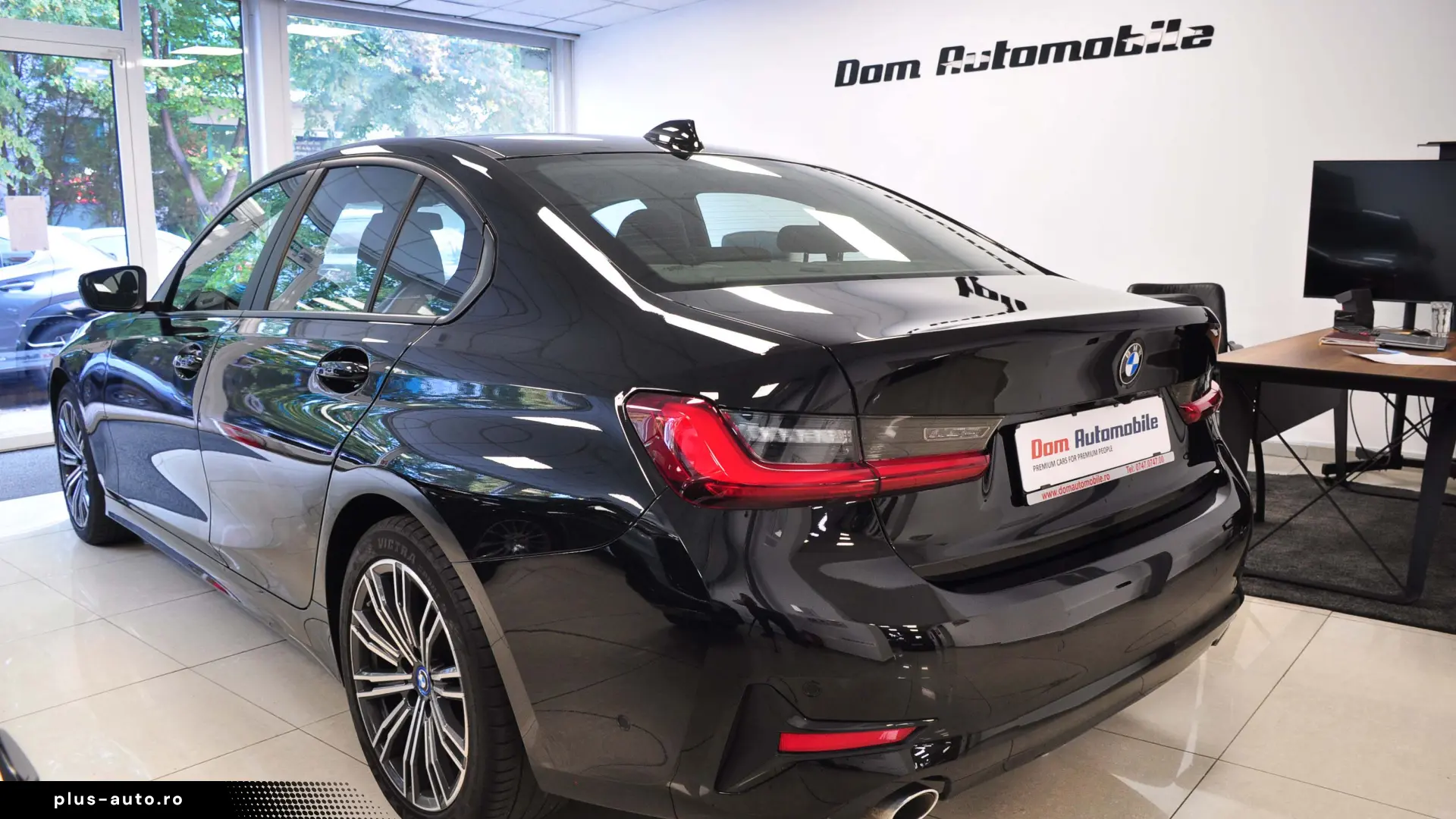 BMW 318d BordDigital Camera LED TVA LeasingPosibil